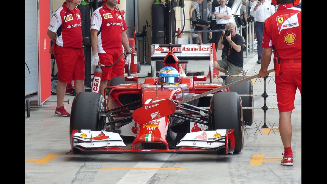Fernando Alonso - Ferrari - Formel 1 - Test - Bahrain - 28. Februar 2014