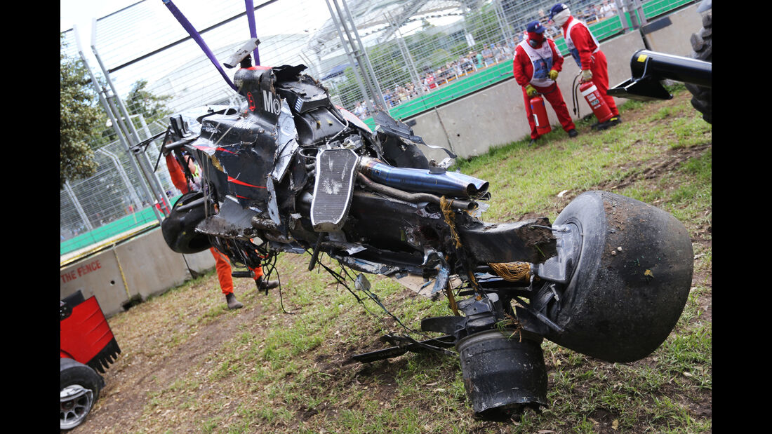 Fernando Alonso - GP Australien - Crash - 2016