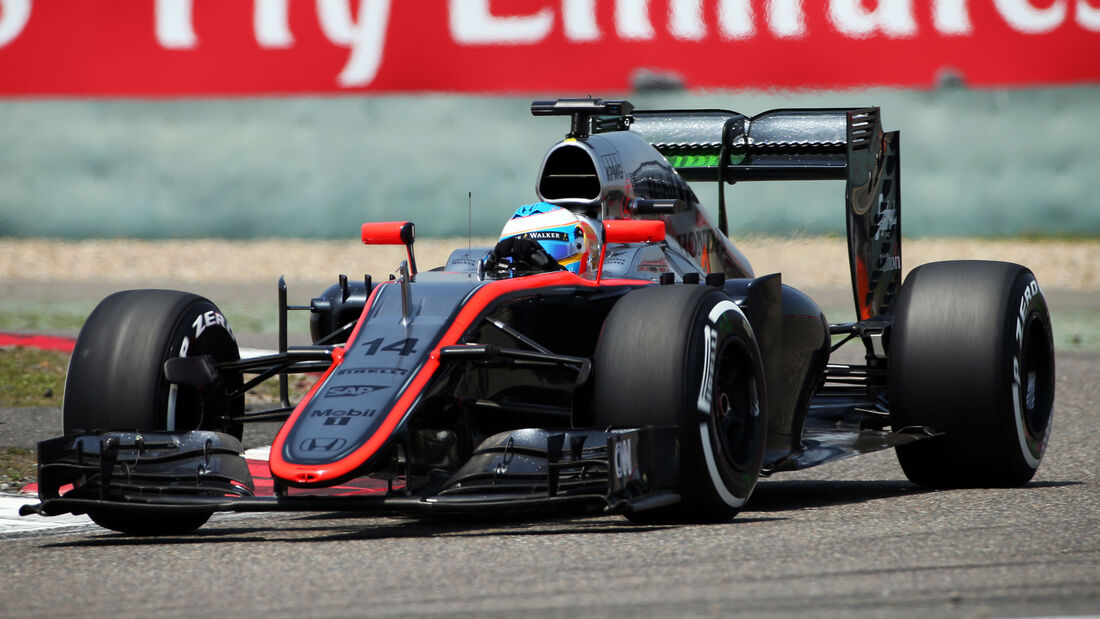 Fernando Alonso - McLaren - Formel 1 - GP China - Shanghai - 11. April 2015
