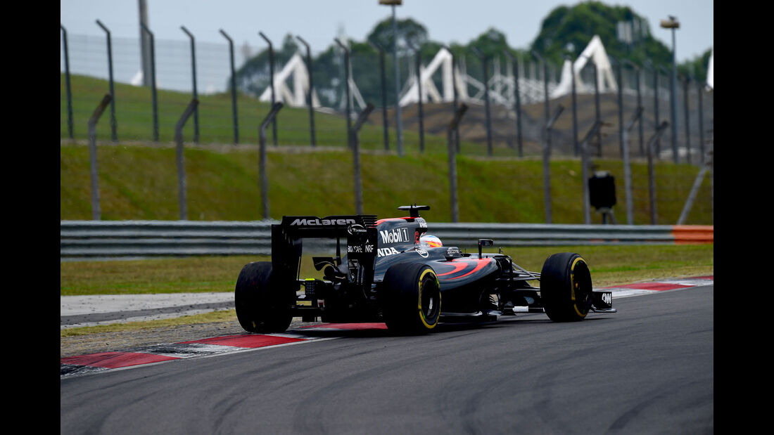 Fernando Alonso - McLaren - Formel 1 - GP Malaysia - Qualifying - 1. Oktober 2016