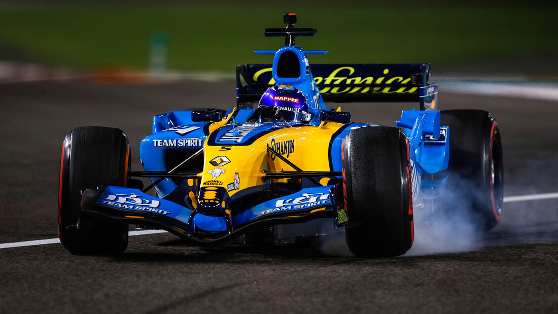 Fernando Alonso - Renault R25 - Formel 1 - GP Abu Dhabi - Samstag - 12.12.2020