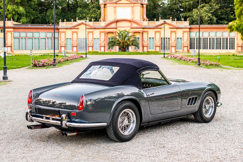 Ferrari 250 GT SWB California Spider by Scaglietti (1960)