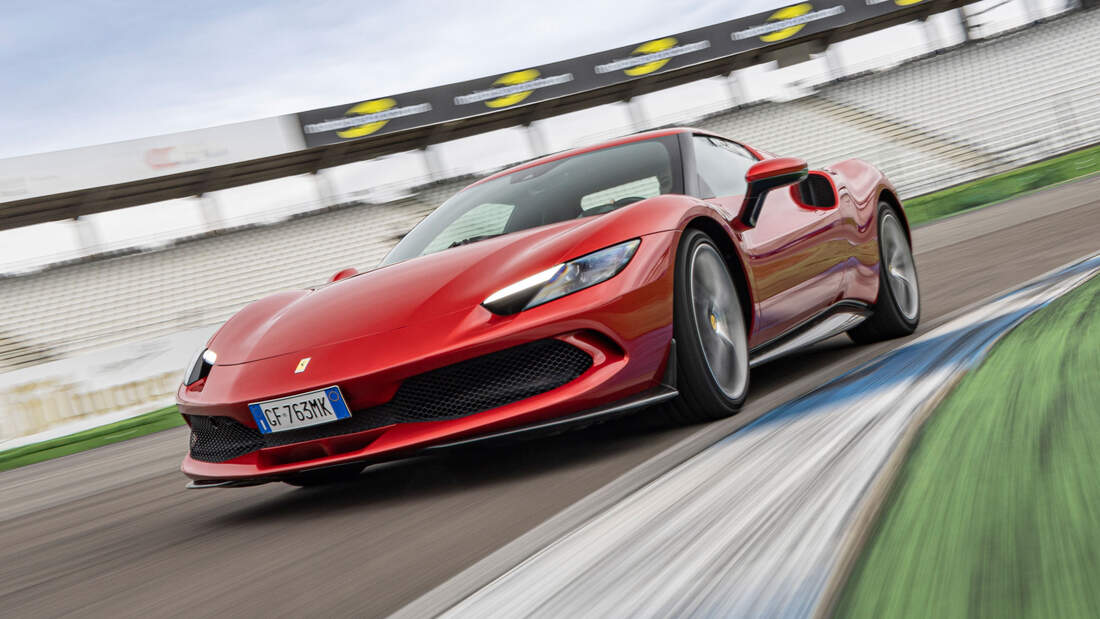 Ferrari jetzt wertvoller als Stellantis-Konzern | AUTO MOTOR UND SPORT