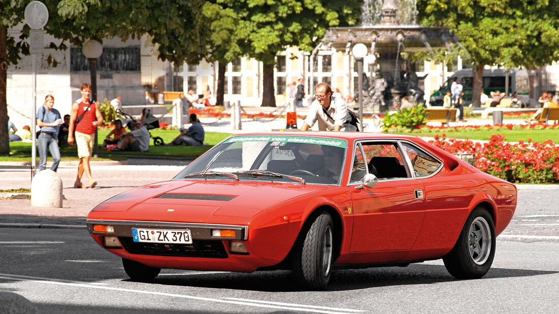 Ferrari 308 GT4, Seitenansicht