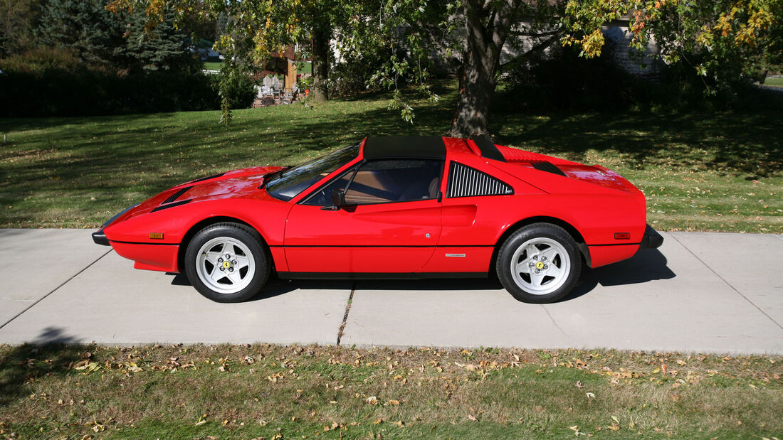 Ferrari 308 GTS Quattrovalvole - Sportwagen - V8 - Mittelmotor - Magnum - TV-Serie