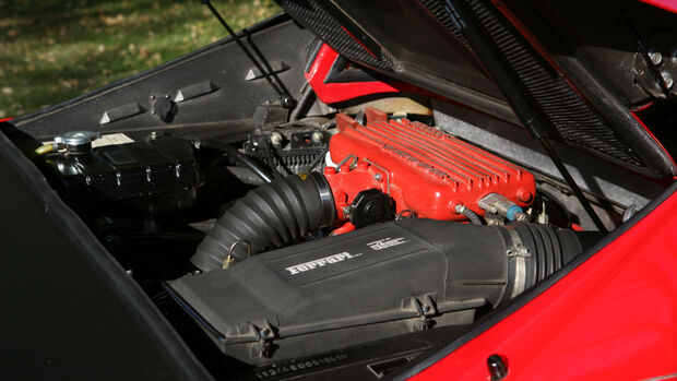 Ferrari 308 GTS Quattrovalvole - Sportwagen - V8 - Mittelmotor - Magnum - TV-Serie