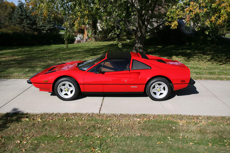 Ferrari 308 GTS Quattrovalvole - Sportwagen - V8 - Mittelmotor - Magnum - TV-Serie