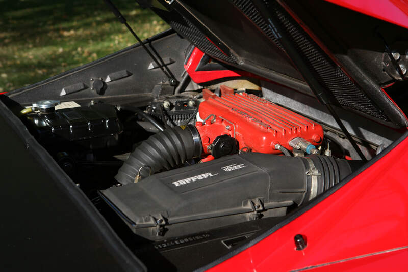 Ferrari 308 GTS Quattrovalvole - Sportwagen - V8 - Mittelmotor - Magnum - TV-Serie