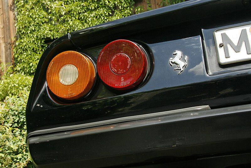 Ferrari 308 GTS, Rückleuchten