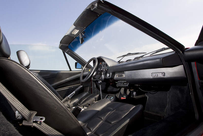 Ferrari 308 GTSi, Baujahr 1982 Innenraum