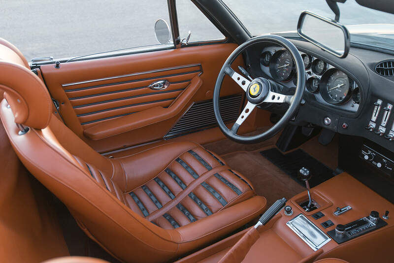 Ferrari 365 GTB/4 Daytona Spyder