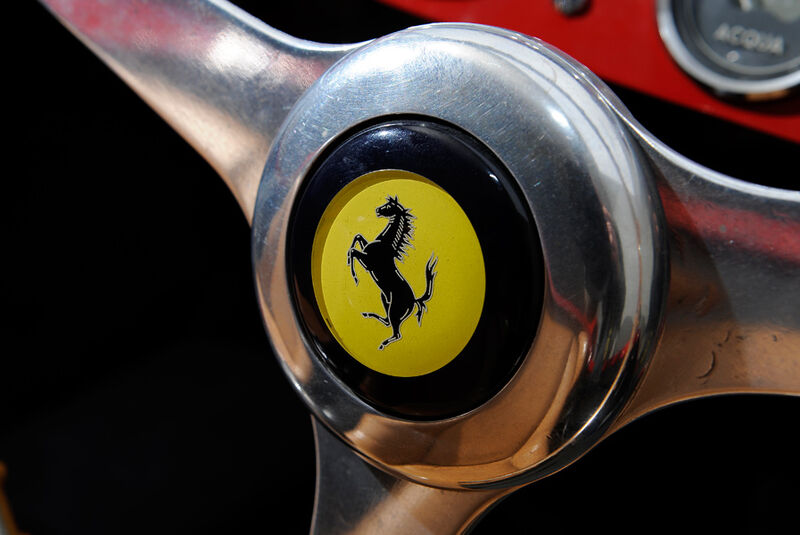 Ferrari 375 MM Spider, Emblem, Detail, Lenkrad