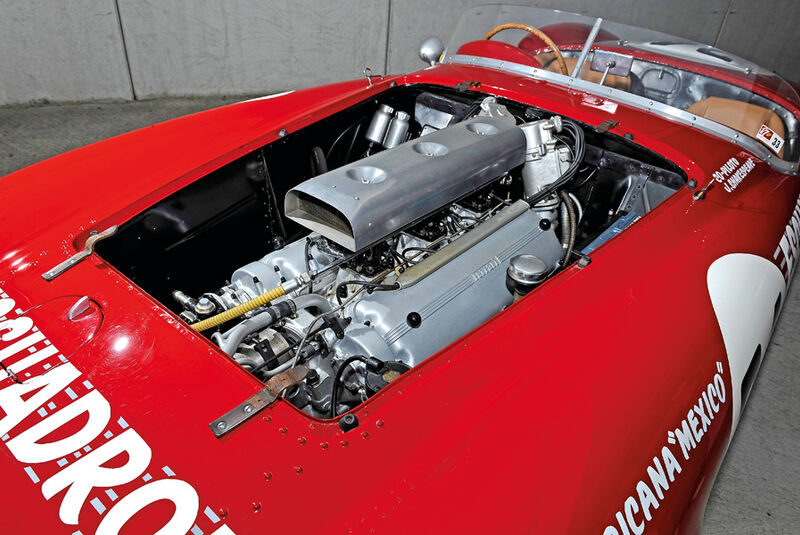 Ferrari 375 MM Spider, Motor, Motorraum, V12