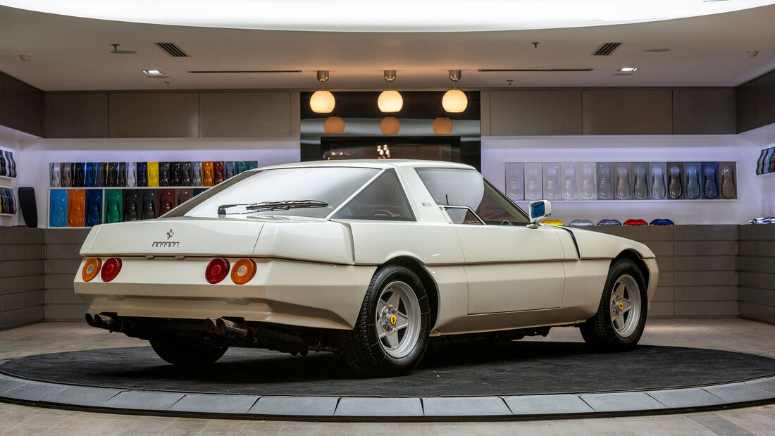 Ferrari 400i Meera S Michelotti (1983)