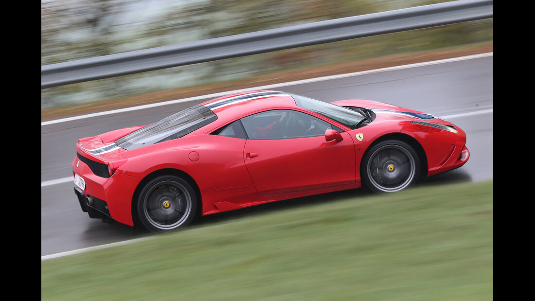 Ferrari 458 Speciale, Seitenansicht