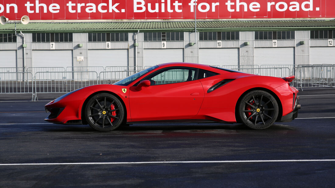 Ferrari 488 Pista, Exterieur