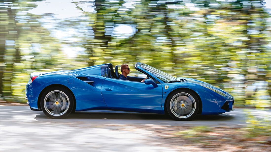 Ferrari 488 Spider, Seitenansicht