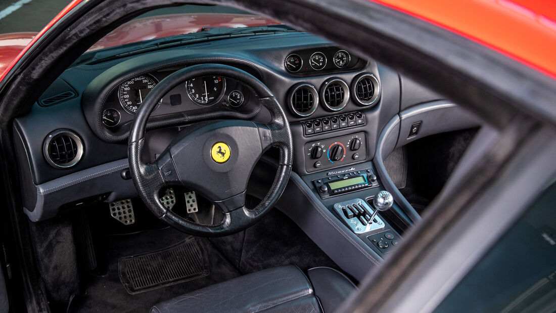 Ferrari 550 Maranello, Interieur