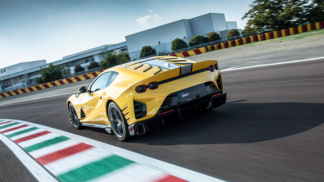 Ferrari 812 Competizione