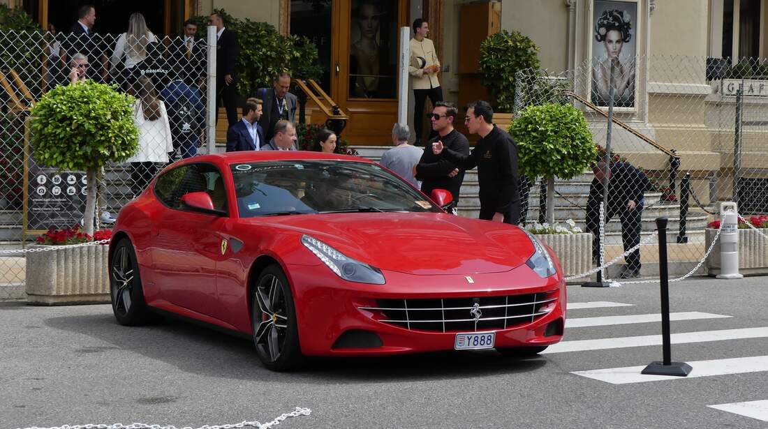 Ferrari-Carspotting-GP-Monaco-2019-fotoshowBigWide-47ee837c-1592024.jpg