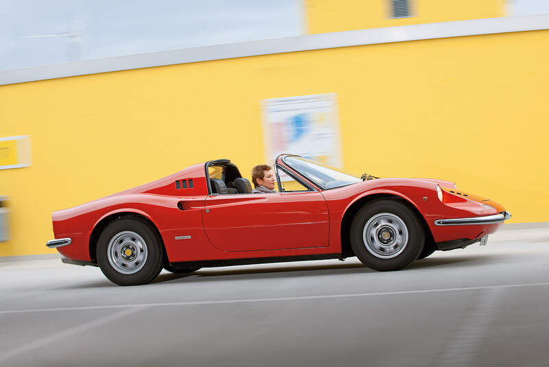 Ferrari Dino 246 GTS, Seitenansicht