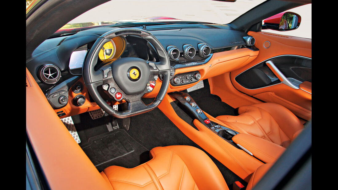 Ferrari F12 Berlinetta, Cockpit, Lenkrad