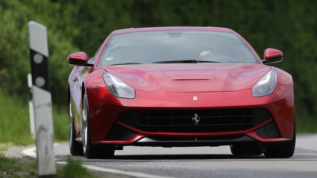 Ferrari F12 Berlinetta,  Frontansicht