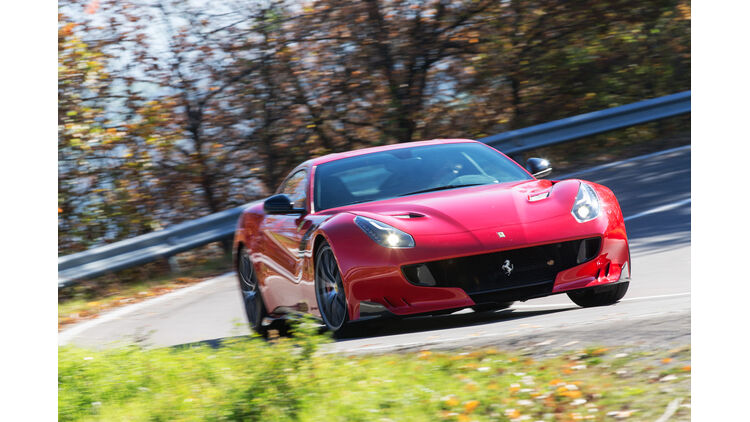 Fahrbericht Ferrari F12 Tdf Tour De France Auto Motor Und Sport