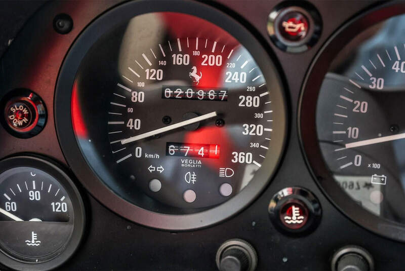 Ferrari F40 (1990) Tachometer und Drehzahlmesser