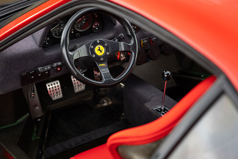 Ferrari F40 (1991) Cockpit
