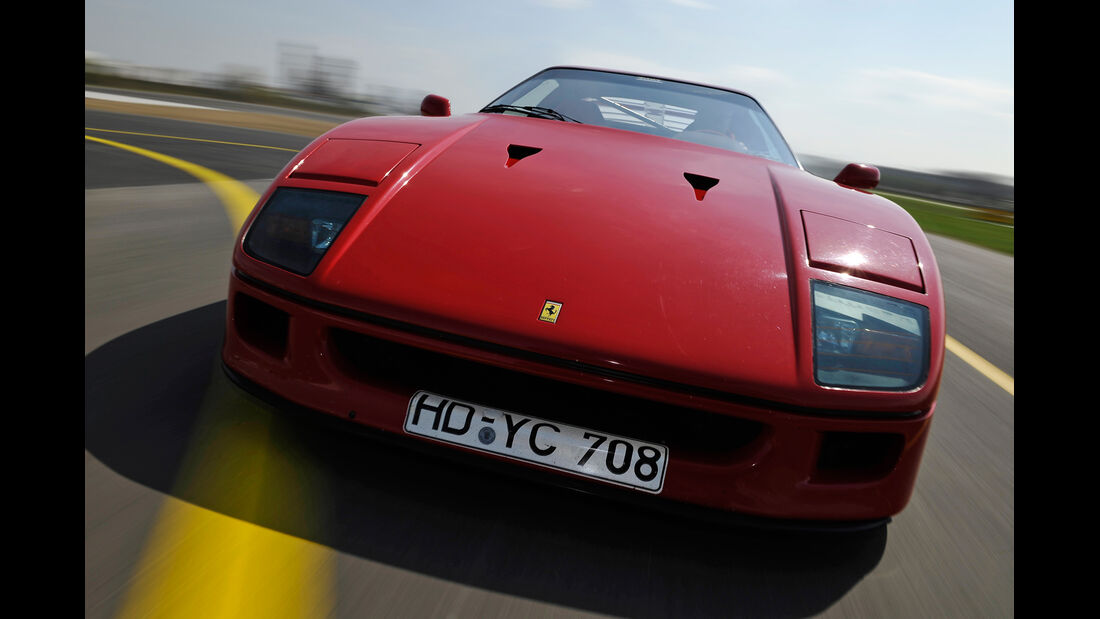 Ferrari F40, Front, Motorhaube