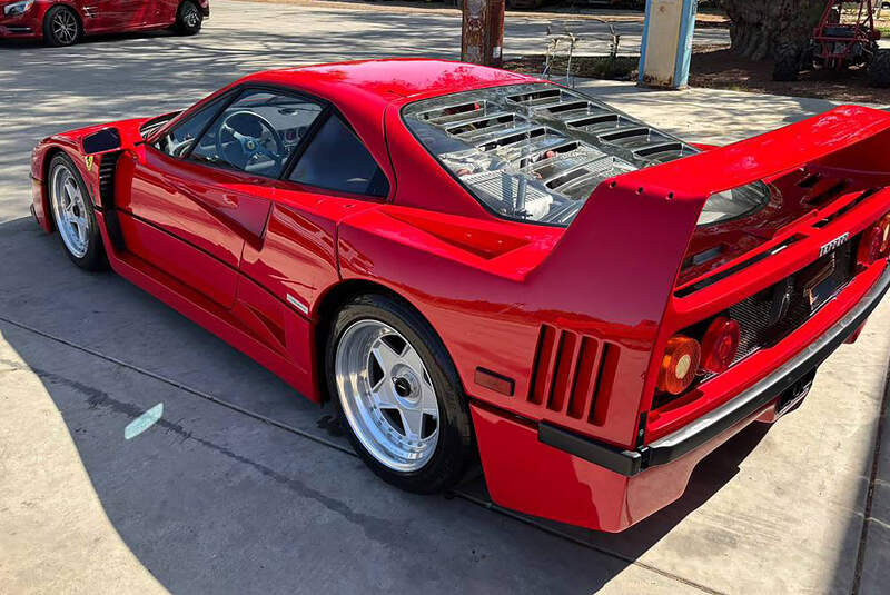 Ferrari F40 auf Craigslist USA Santa Barbara