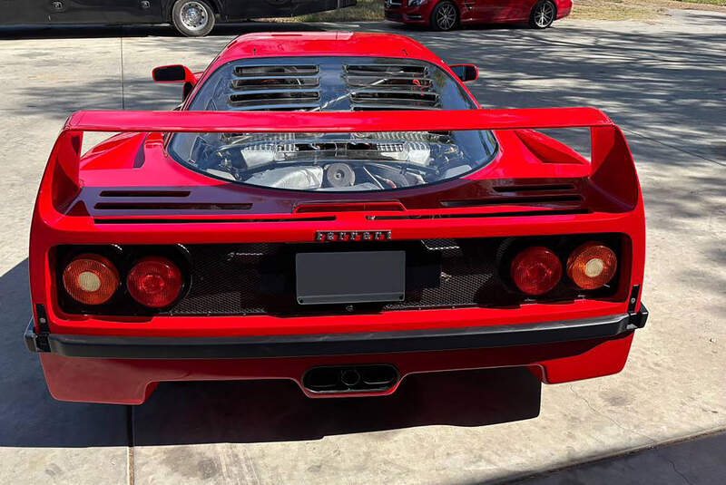 Ferrari F40 auf Craigslist USA Santa Barbara