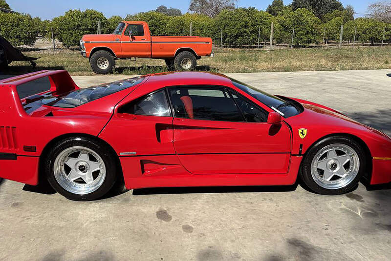 Ferrari F40 auf Craigslist USA Santa Barbara