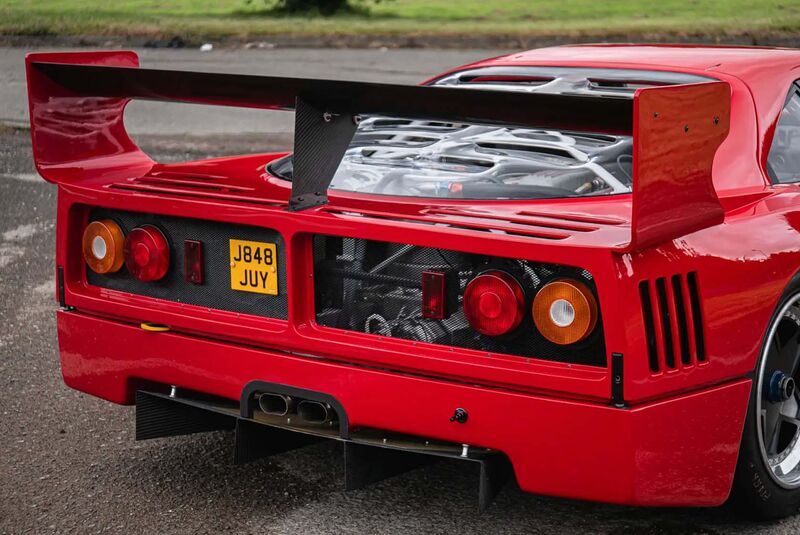 Ferrari F40 mit V12-Motor Ð 1992er Simpson-Ferrari V12 GTR