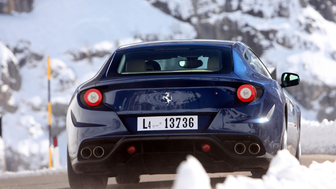 Ferrari FF, Rückansicht, Fahrt 