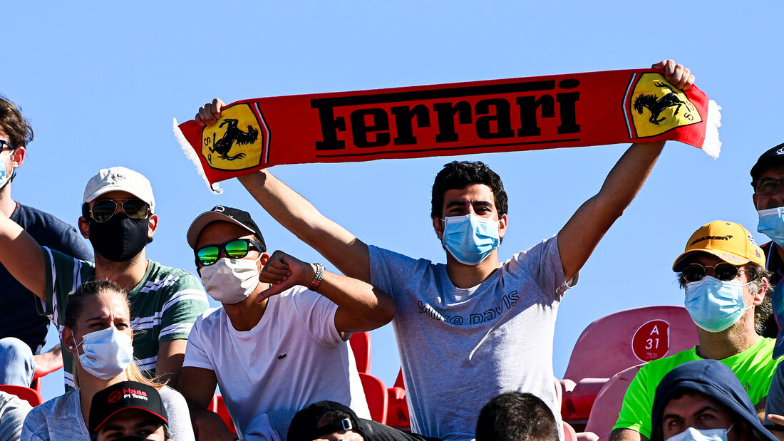 Ferrari-Fans - Formel 1 - GP Portugal - Portimao - 24. Oktober 2020