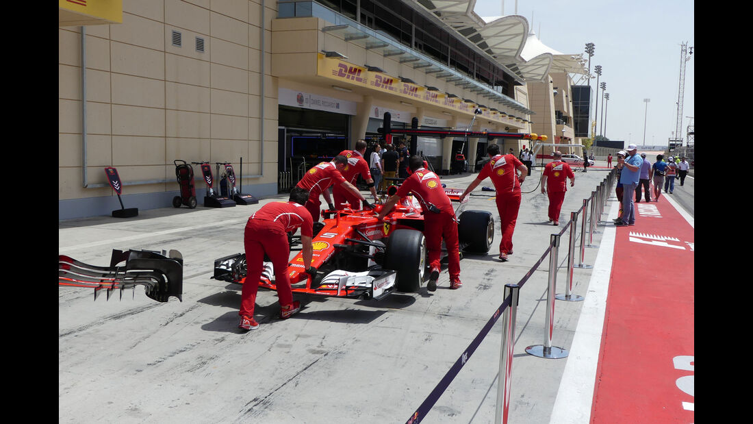 Ferrari - Formel 1 - GP Bahrain - Sakhir - Training - Freitag - 14.4.2017