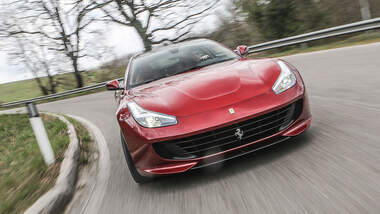 Ferrari GTC4 Lusso T Fahrbericht Helmreich