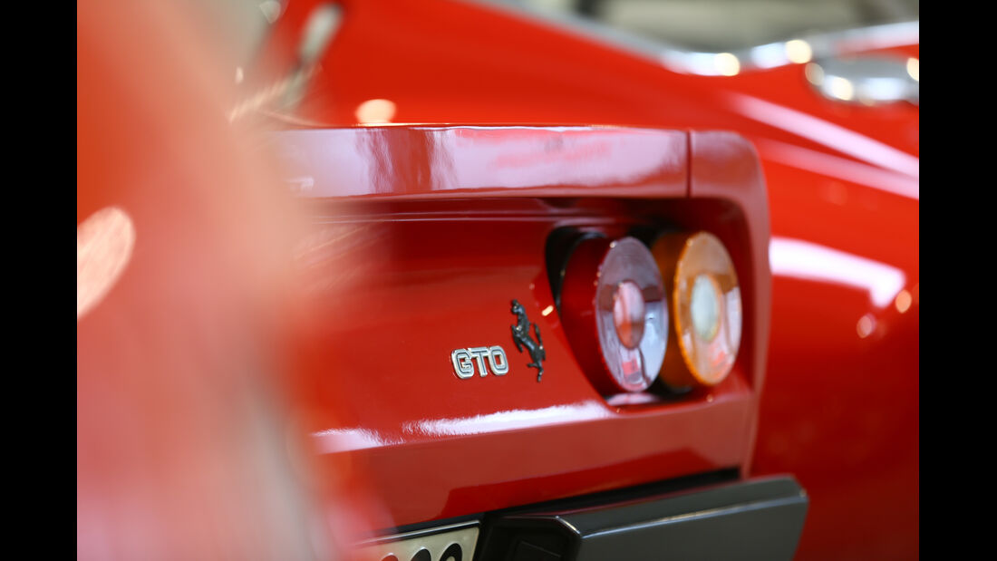 Ferrari GTO, Heckleuchte
