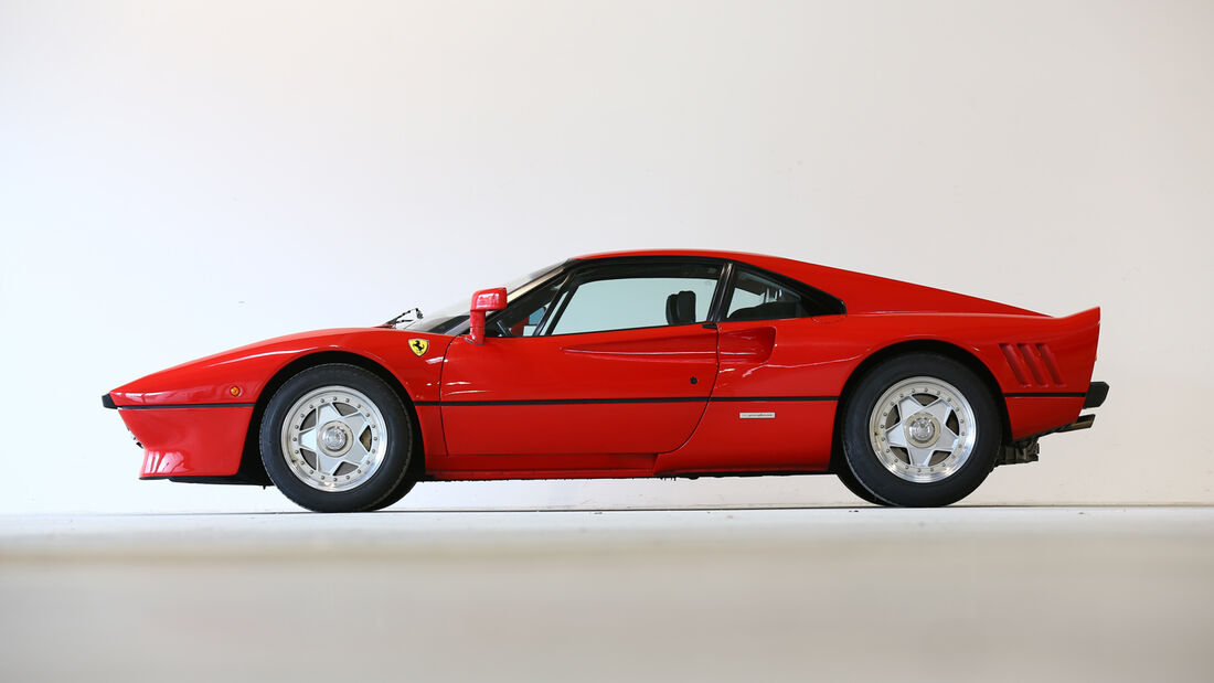 Ferrari GTO, Seitenansicht