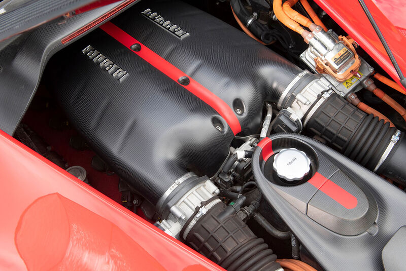 Ferrari La Ferrari (2014) Motor