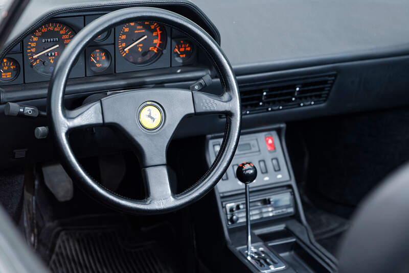 Ferrari Mondial