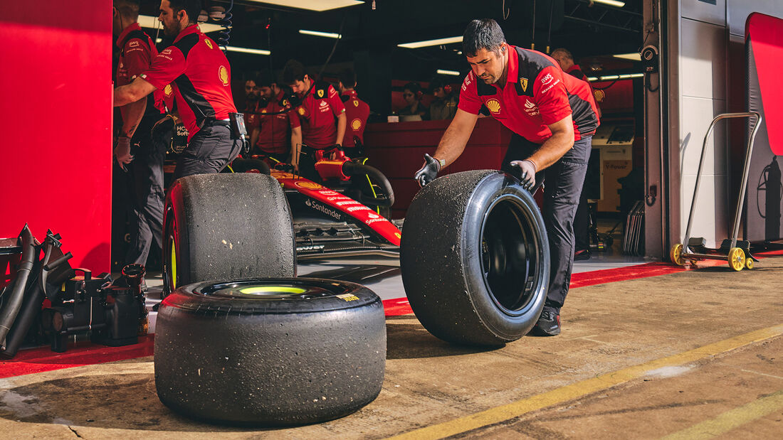 Ferrari - Pirelli-Reifentest Barcelona 2024