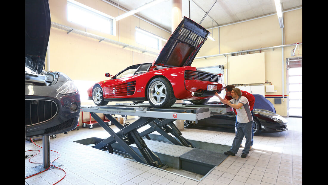 Ferrari Testarossa, Hebebühne, Seitenansicht, Check