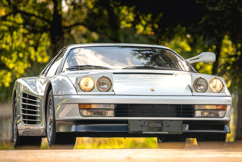 Ferrari Testarossa Monospecchio (1986) Bianco / Nero