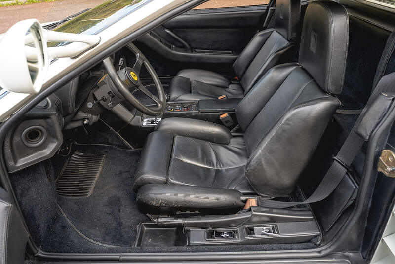 Ferrari Testarossa Monospecchio (1986) Bianco / Nero