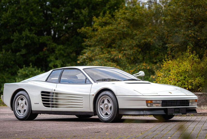 Ferrari Testarossa Monospecchio (1986) Bianco / Nero
