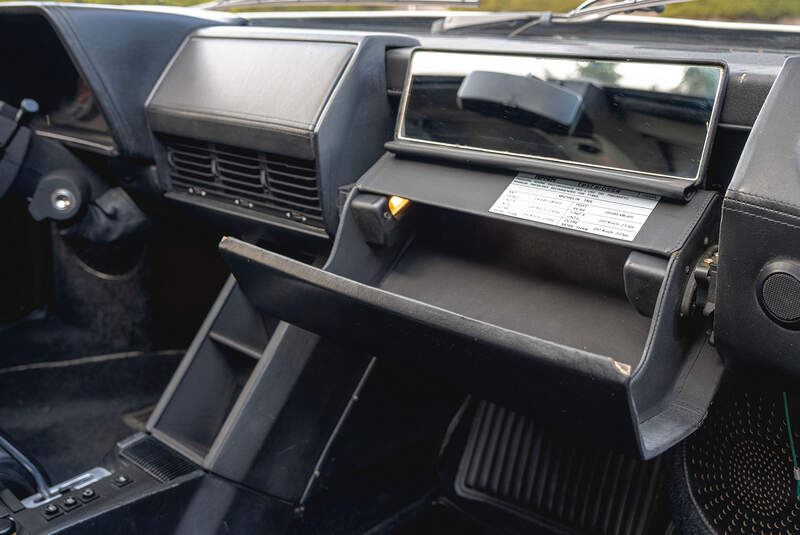 Ferrari Testarossa Monospecchio (1986) Bianco / Nero