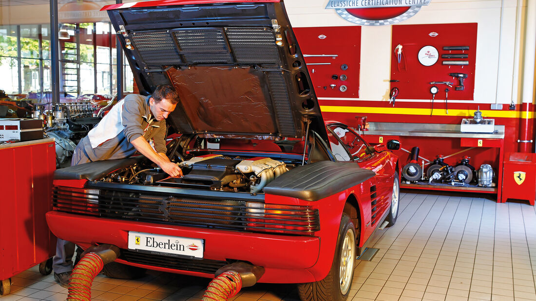 Ferrari Testarossa, Motor, Auspuff